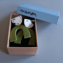 Load image into Gallery viewer, Manon Earrings
