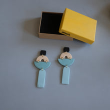 Load image into Gallery viewer, Anaïs Earrings
